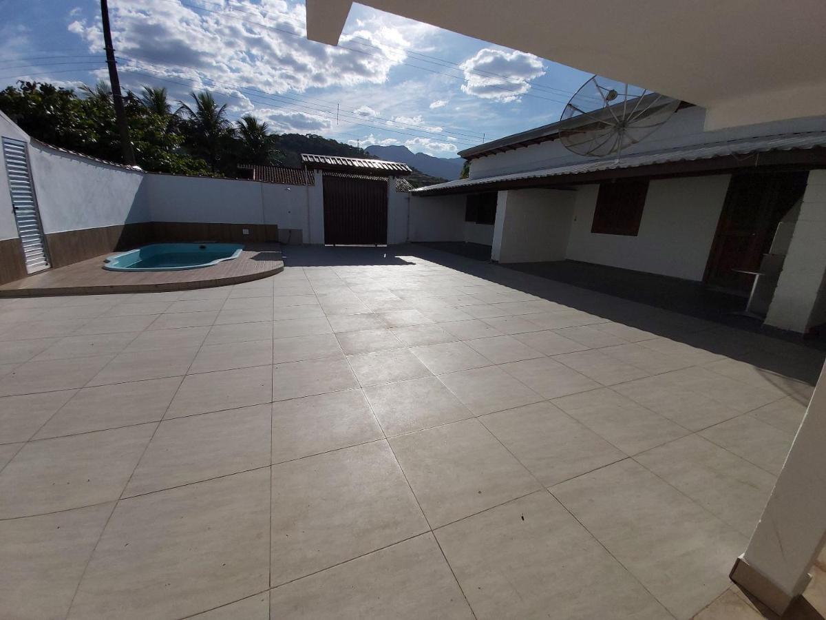 0006.03 - Maranduba - Chale - 1 Dorm - 5 Pess - 3 Quadras Do Mar - Piscina Coletiva - Wifi Villa อูบาตูบา ภายนอก รูปภาพ